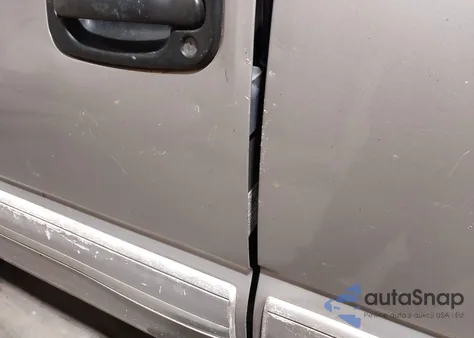 2004 Chevrolet Silverado 1500 Z71 from USA, damaged, VIN 2GCEK19T541251917